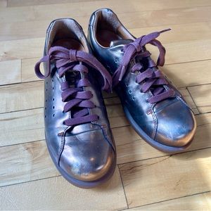 Camper bronze pelotas